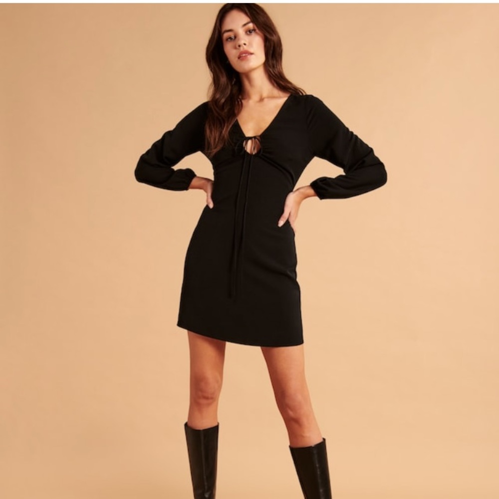 Abercrombie & Fitch Black Dress